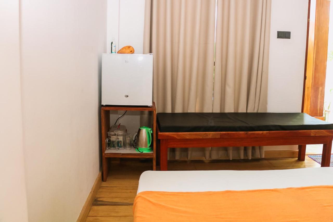 Anb Surf View Hotel แทนกาลเล ภายนอก รูปภาพ
