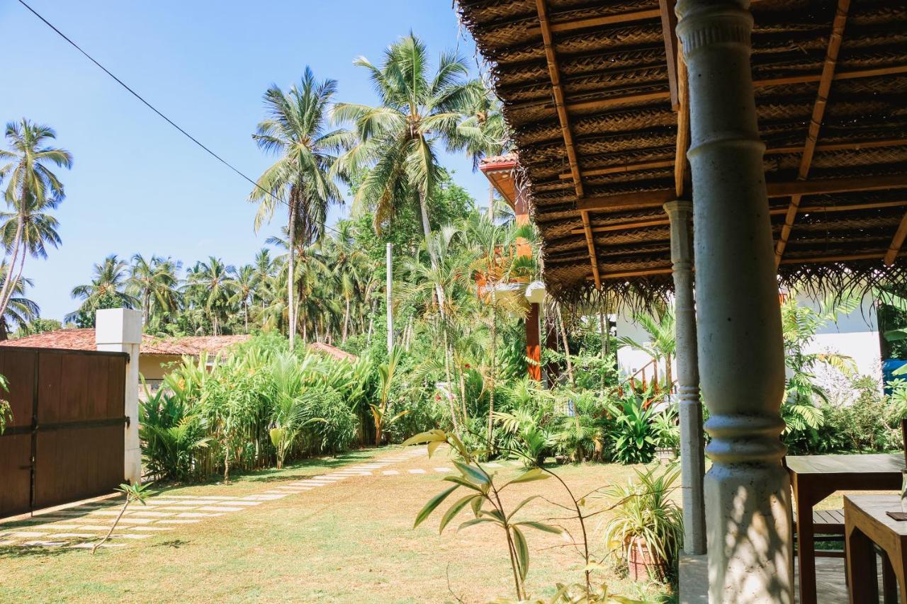 Anb Surf View Hotel แทนกาลเล ภายนอก รูปภาพ