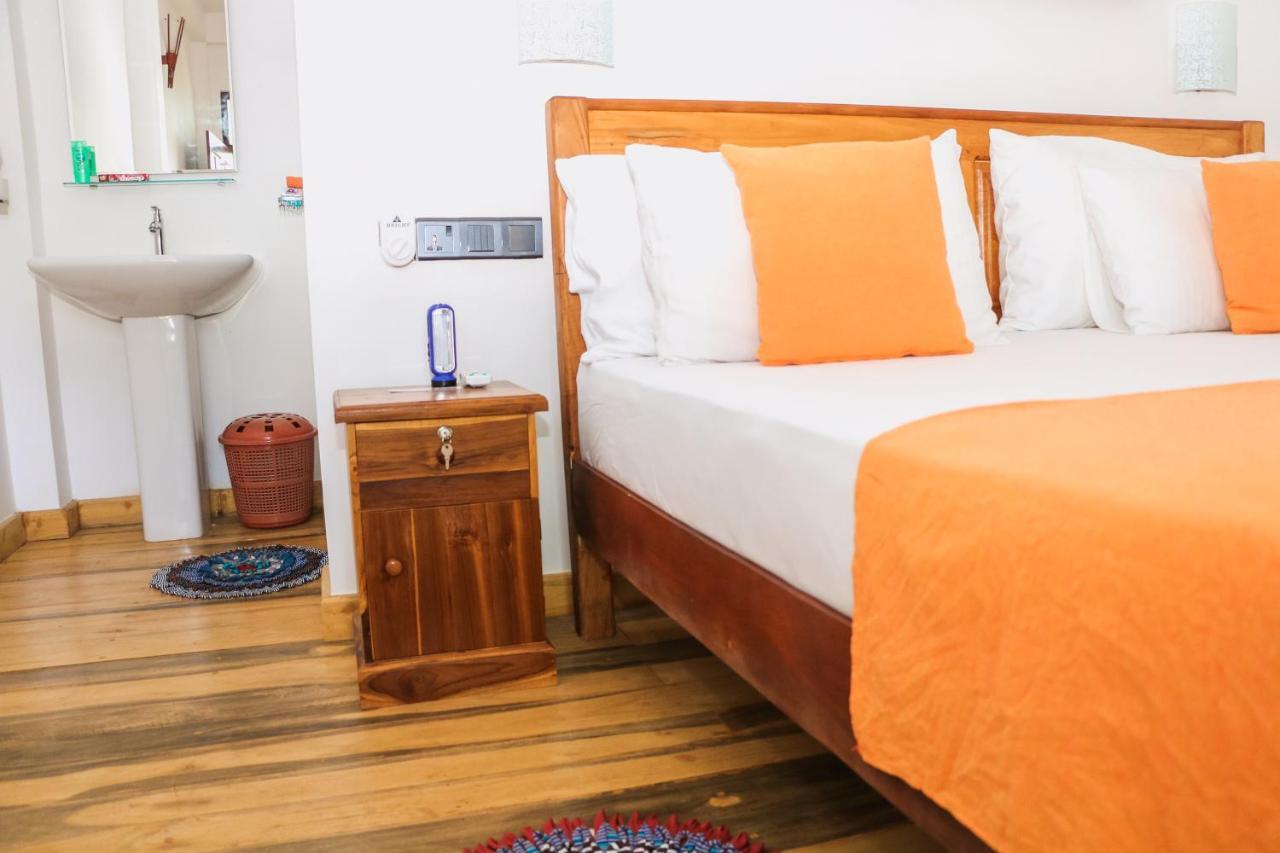 Anb Surf View Hotel แทนกาลเล ภายนอก รูปภาพ