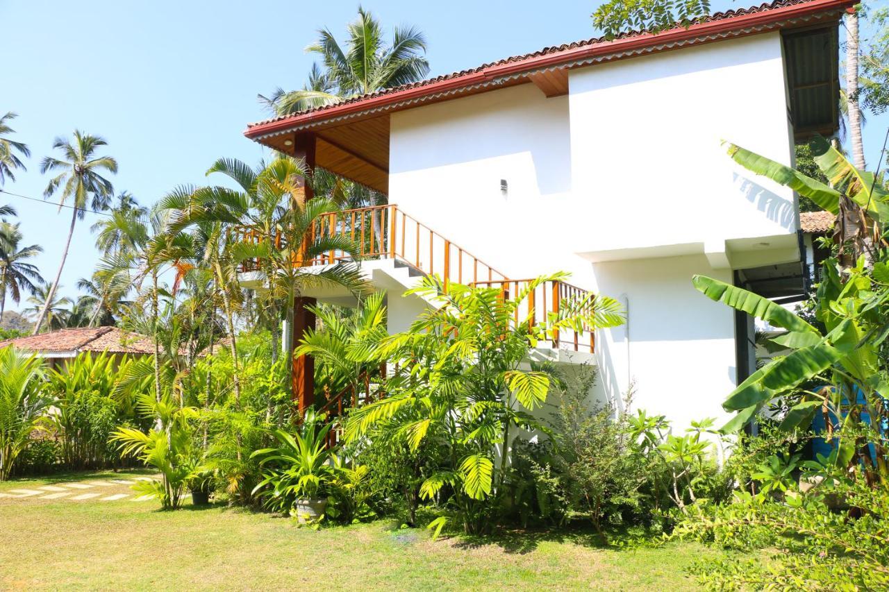 Anb Surf View Hotel แทนกาลเล ภายนอก รูปภาพ